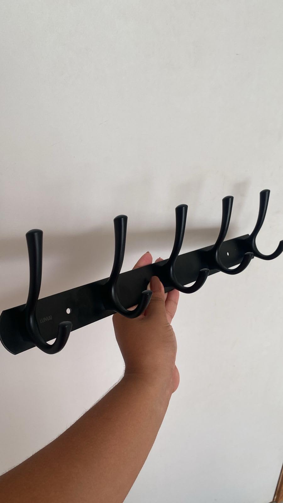Wall-Mounted Clothes Rack